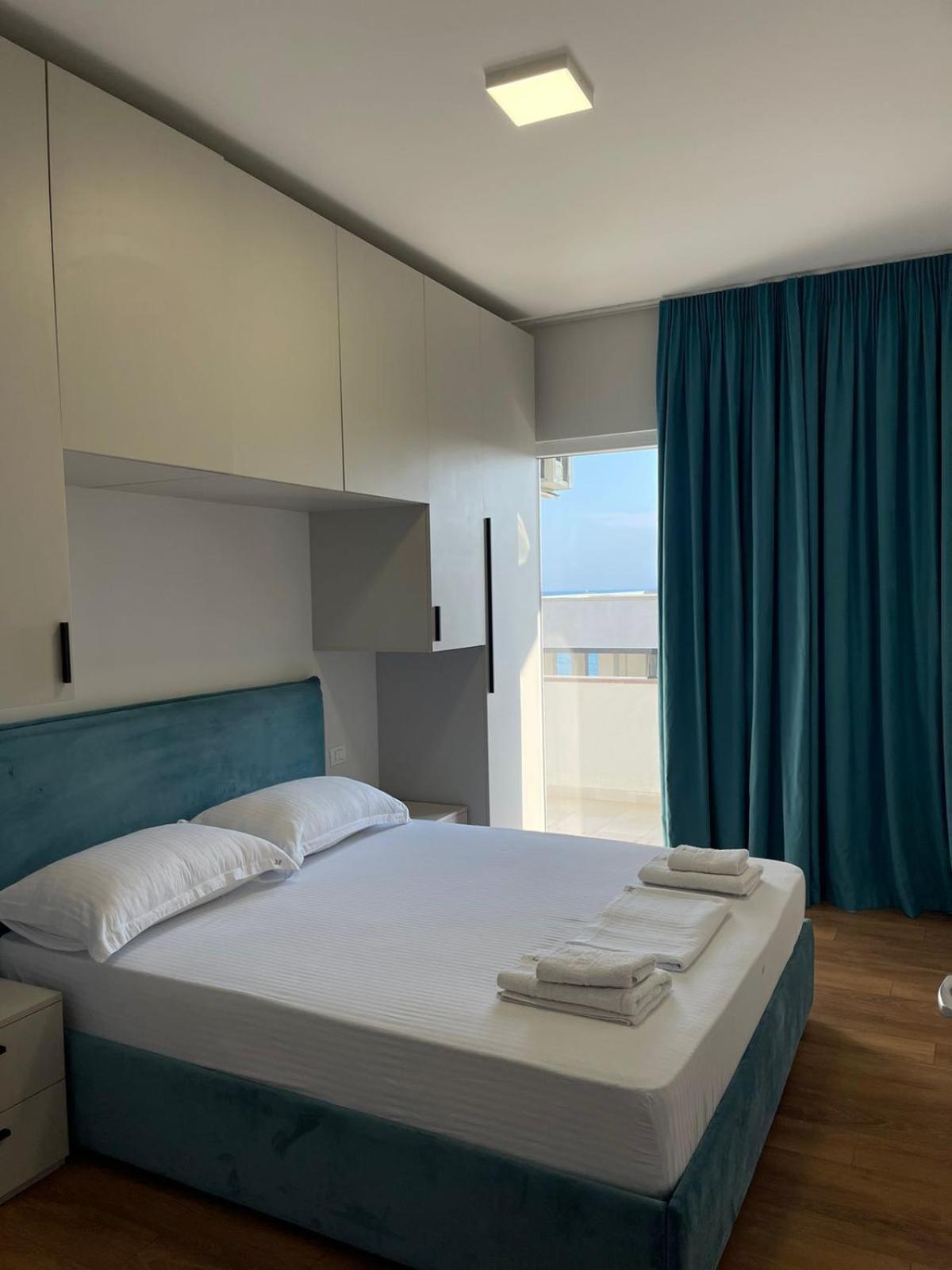 Jur Apartment