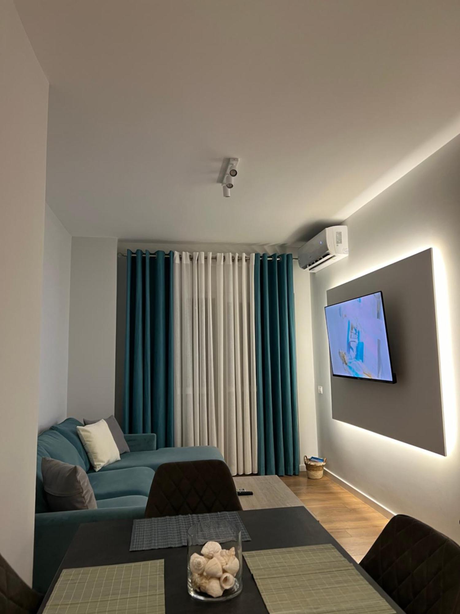 Apartment Jur