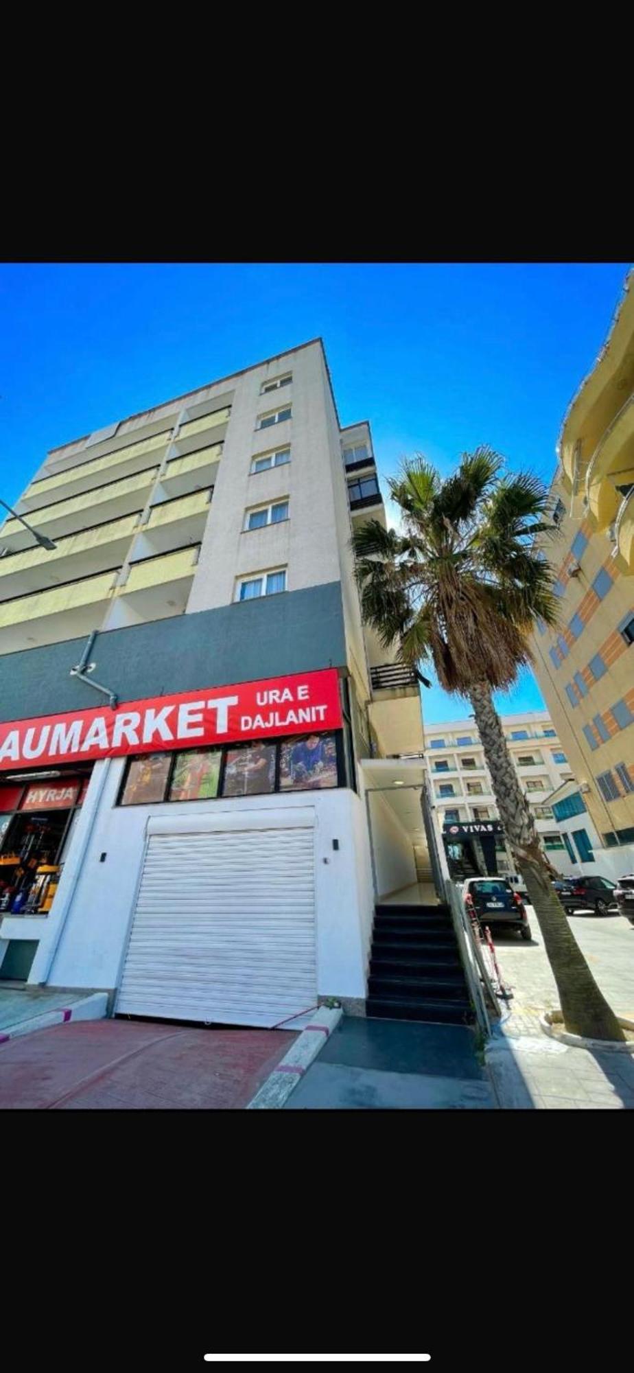 Jur Apartment *